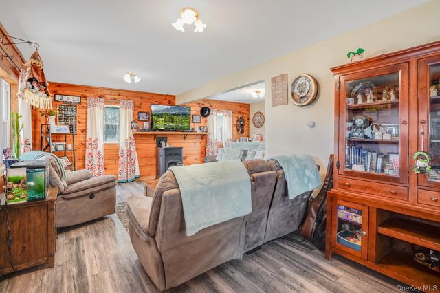 11 Gale Road, Mongaup Valley, NY 12762