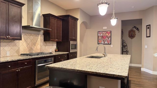 7287 W Browning Avenue, Fresno, CA 93723