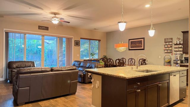 7287 W Browning Avenue, Fresno, CA 93723