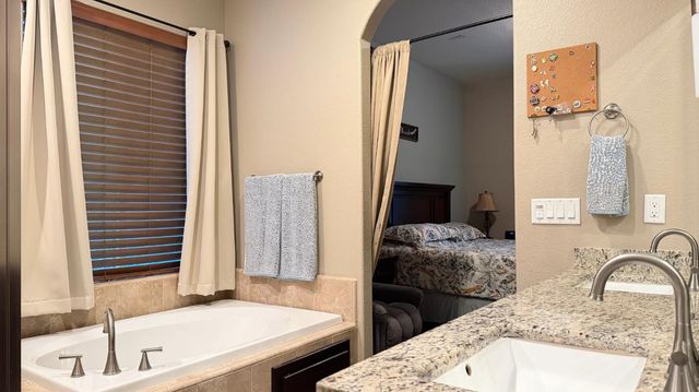 7287 W Browning Avenue, Fresno, CA 93723