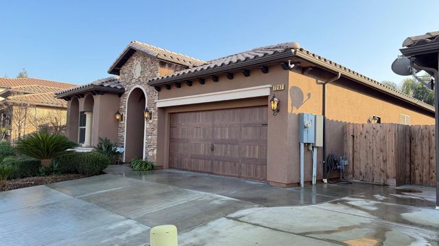 7287 W Browning Avenue, Fresno, CA 93723