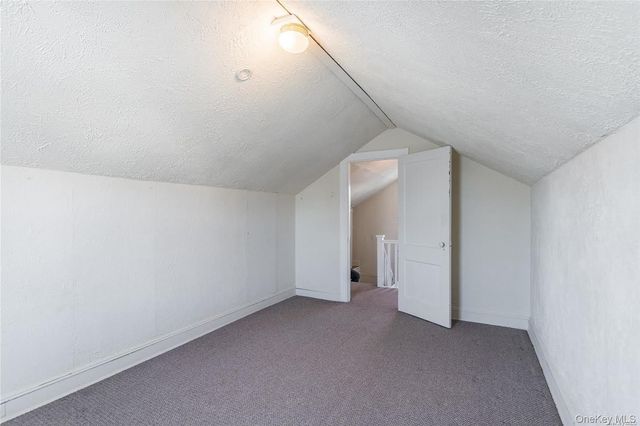 24 Huntington Ave, Lynbrook, NY 11563