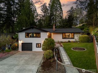 7559 Dowerdell Lane W, Lakewood, WA 98499