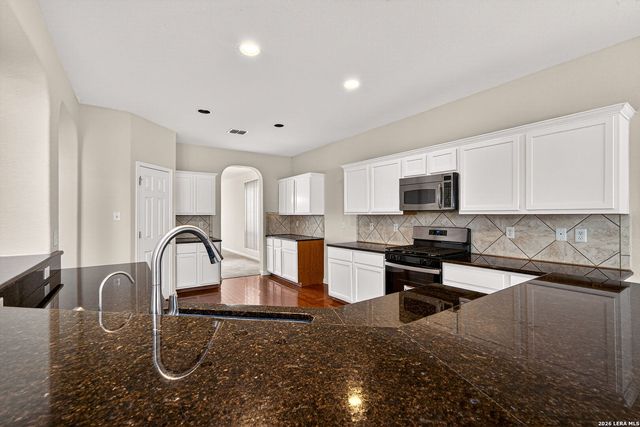 515 Catanbo, San Antonio, TX 78258