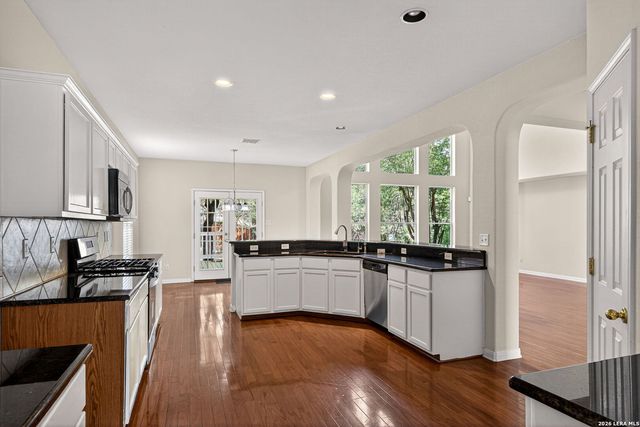 515 Catanbo, San Antonio, TX 78258