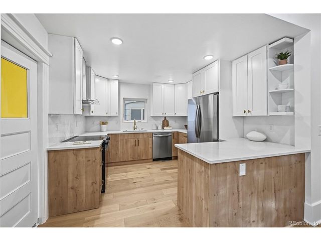 327 S Sherman St, Denver, CO 80209