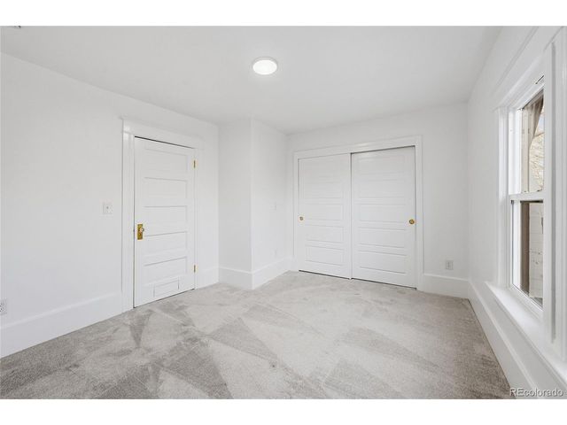 327 S Sherman St, Denver, CO 80209