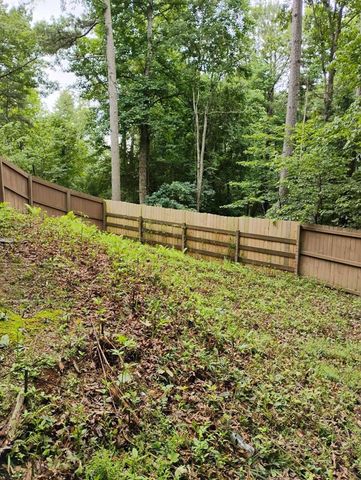 95 7th Street, Ellijay, GA 30540
