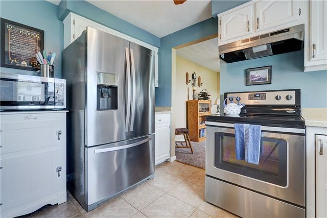 632 Guinevere Drive, Greece, NY 14626