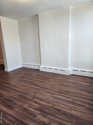 6410 Myrtle Avenue, Glendale, NY 11385