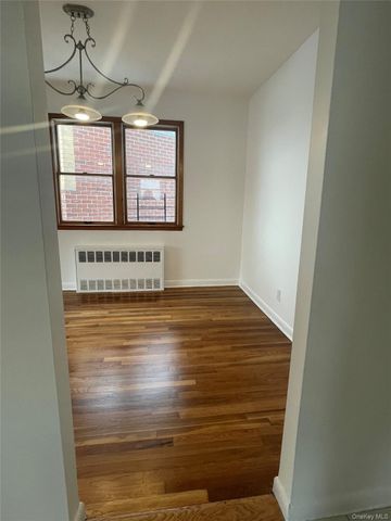 166-19 25th Avenue 2, Whitestone, NY 11357