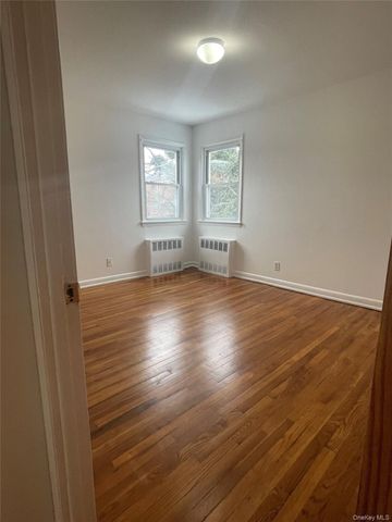 166-19 25th Avenue 2, Whitestone, NY 11357