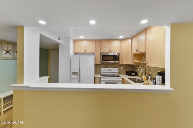 3051 S Atlantic Ave Apt 1004, Daytona Beach Shores, FL 32118