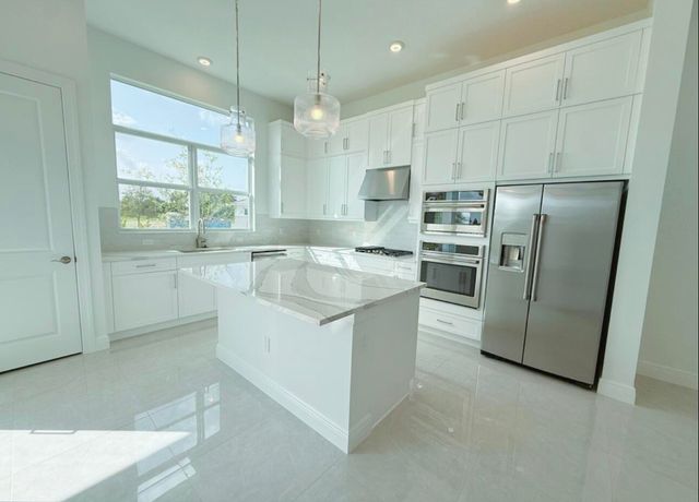 5066 Lido Key Lane, Westlake, FL 33470