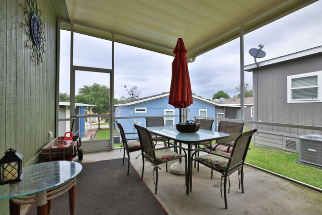 11720 Thousand Trails 37, Willis, TX 77318