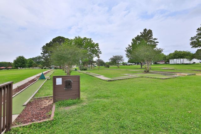 11720 Thousand Trails 37, Willis, TX 77318