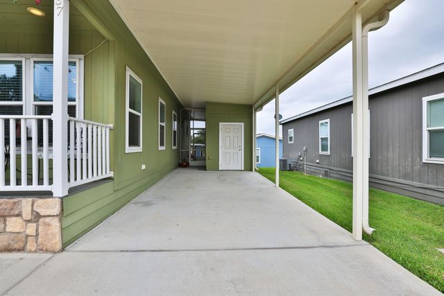 11720 Thousand Trails 37, Willis, TX 77318