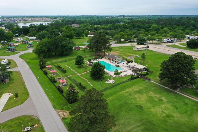 11720 Thousand Trails 37, Willis, TX 77318
