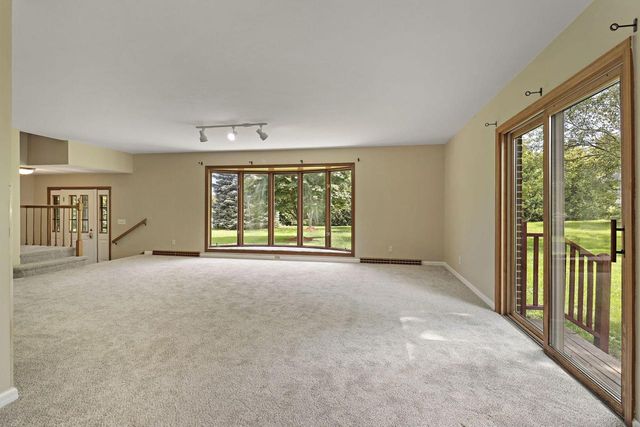 6124 104th AVENUE, Kenosha, WI 53142