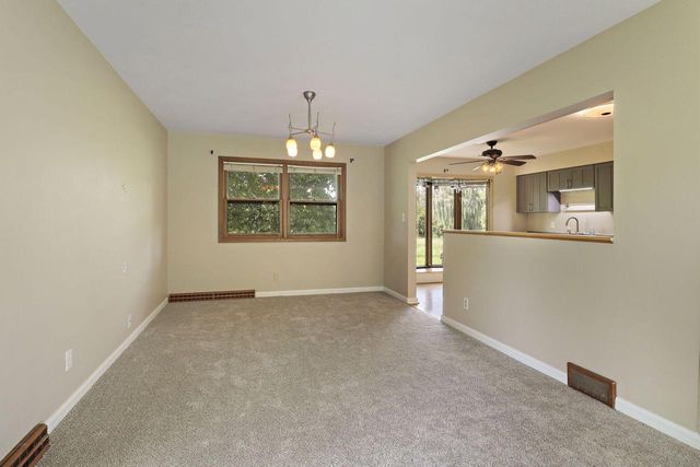 6124 104th AVENUE, Kenosha, WI 53142