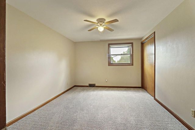 6124 104th AVENUE, Kenosha, WI 53142