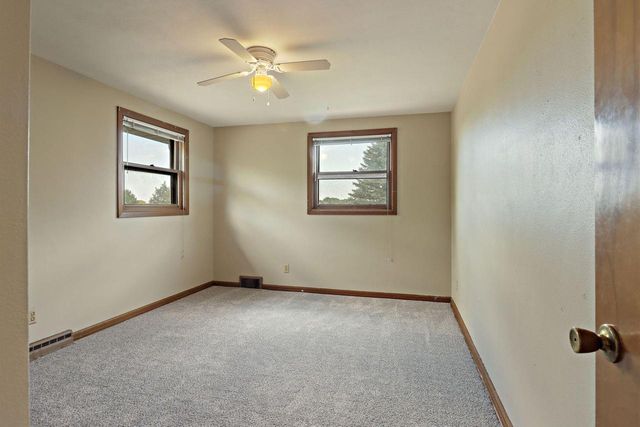 6124 104th AVENUE, Kenosha, WI 53142