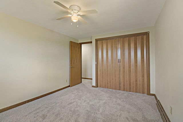 6124 104th AVENUE, Kenosha, WI 53142