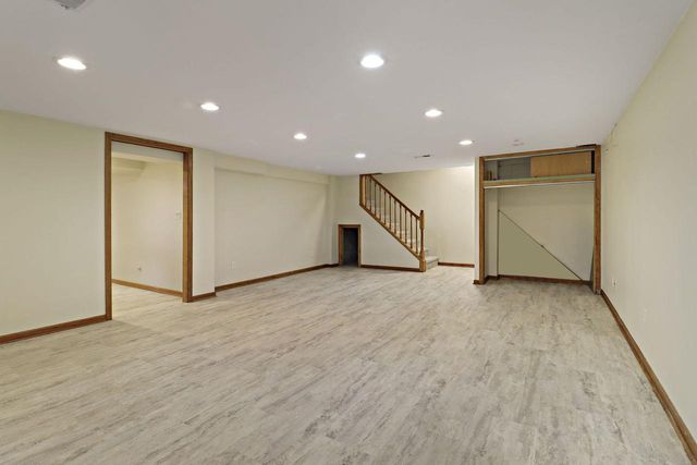 6124 104th AVENUE, Kenosha, WI 53142