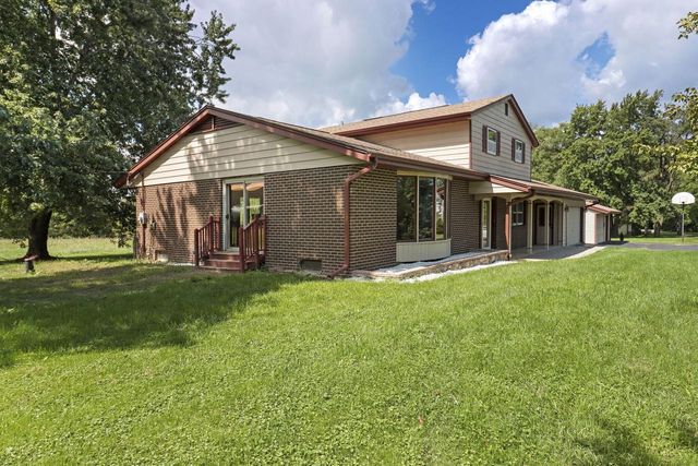 6124 104th AVENUE, Kenosha, WI 53142
