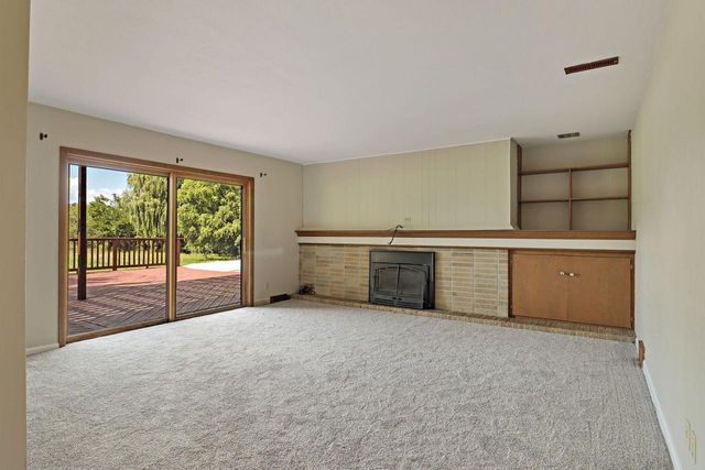 6124 104th AVENUE, Kenosha, WI 53142