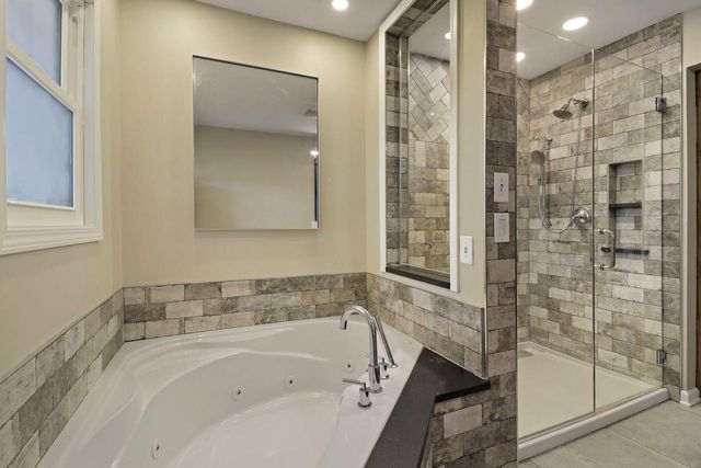 6124 104th AVENUE, Kenosha, WI 53142