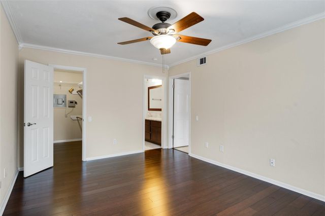 1860 White Oak Drive 228, Houston, TX 77009