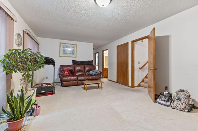 11159 Sumter Avenue S, Bloomington, MN 55438