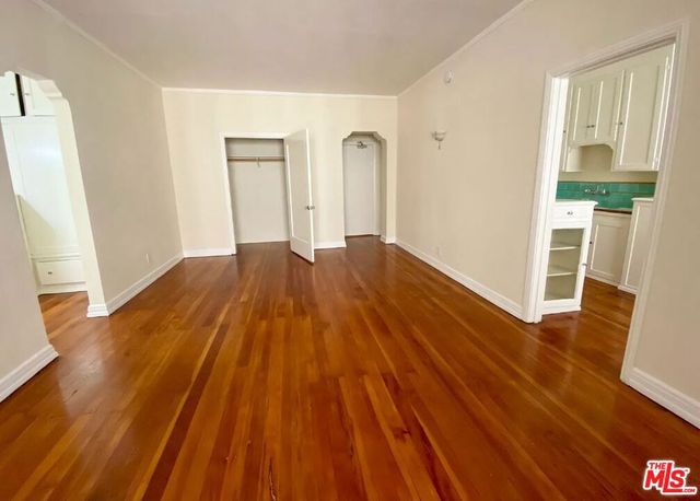 3278 Wilshire Boulevard 401, Los Angeles, CA 90010