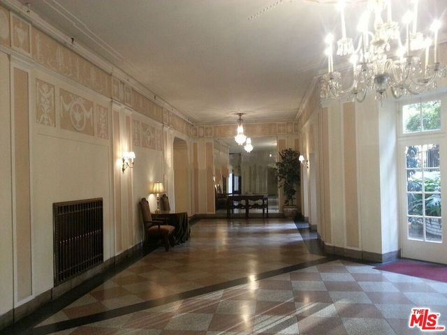 3278 Wilshire Boulevard 401, Los Angeles, CA 90010