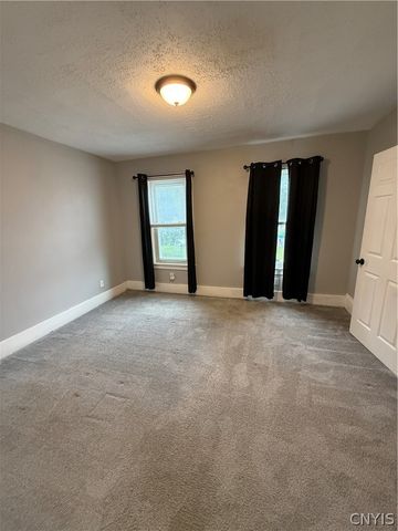 21 Burt Avenue, Auburn, NY 13021