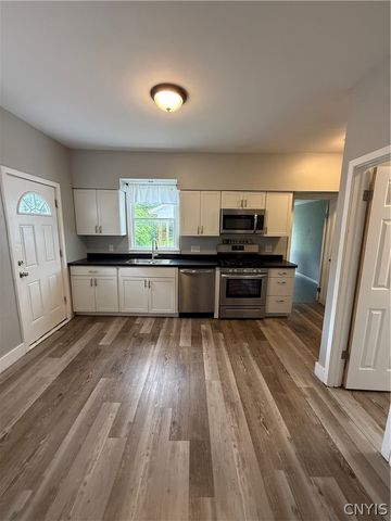 21 Burt Avenue, Auburn, NY 13021