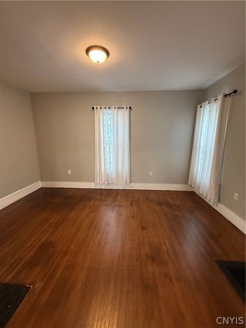 21 Burt Avenue, Auburn, NY 13021
