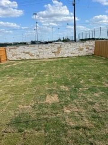 1532 McKinney DR, Leander, TX 78641