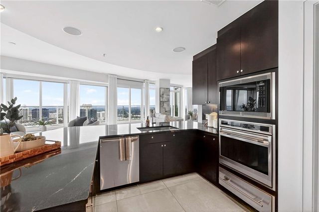 3325 Piedmont NE Road 2804, Atlanta, GA 30305