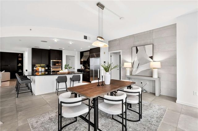 3325 Piedmont NE Road 2804, Atlanta, GA 30305