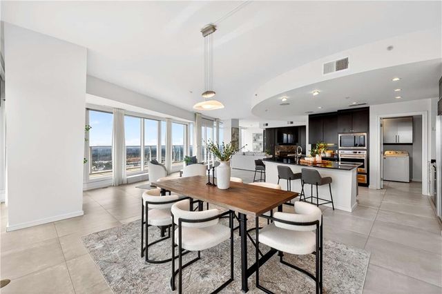 3325 Piedmont NE Road 2804, Atlanta, GA 30305