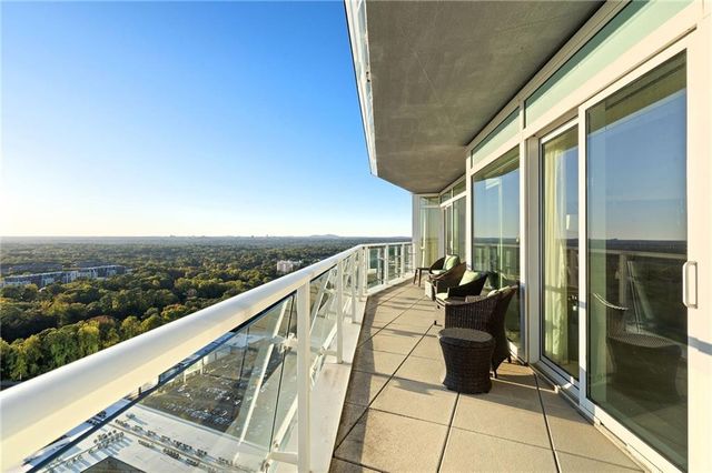 3325 Piedmont NE Road 2804, Atlanta, GA 30305