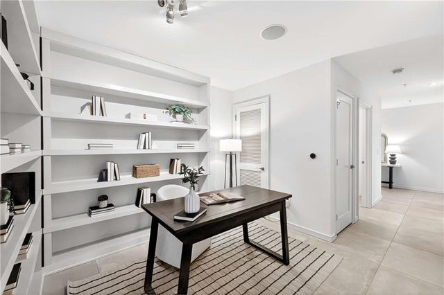 3325 Piedmont NE Road 2804, Atlanta, GA 30305