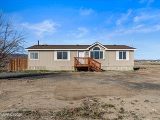 1640 W Fir Avenue, Silver Springs, NV 89429