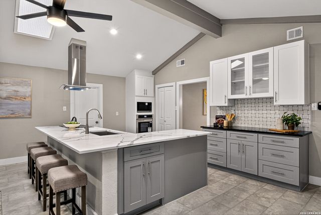 5935 forest knoll, San Antonio, TX 78240