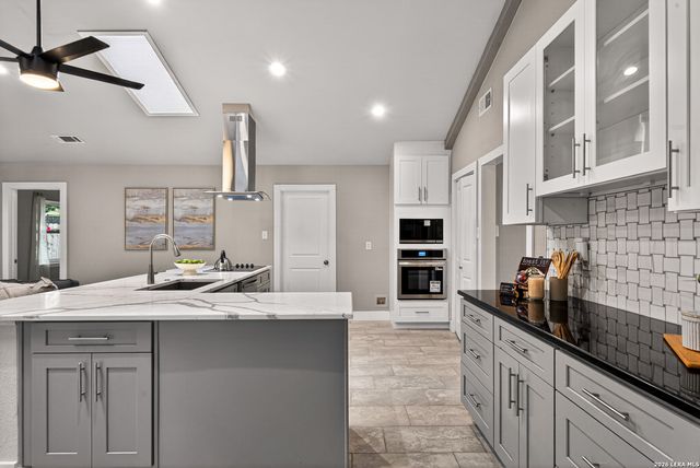 5935 forest knoll, San Antonio, TX 78240