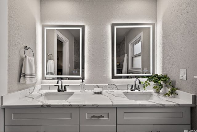 5935 forest knoll, San Antonio, TX 78240