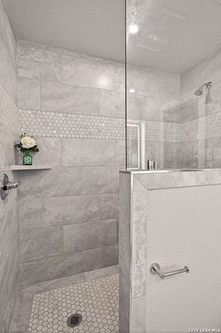 5935 forest knoll, San Antonio, TX 78240