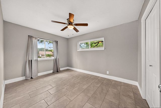 5935 forest knoll, San Antonio, TX 78240